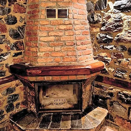 Voras Hotel 3*