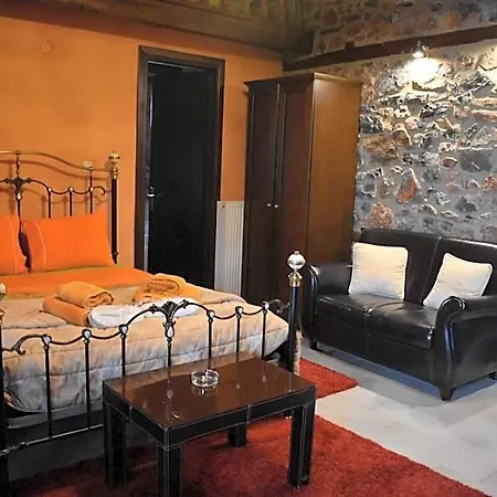 Voras Hotel 3*